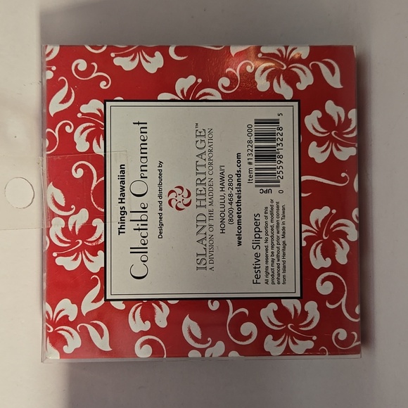 🎅🎅🎅 Island Heritage Things Hawaiian Collectible Ornament Festive Slippers - Picture 2 of 2